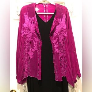 JOHNNY WAS beautifully embroidered Kyoto top. Size large gorgeous fushsia color